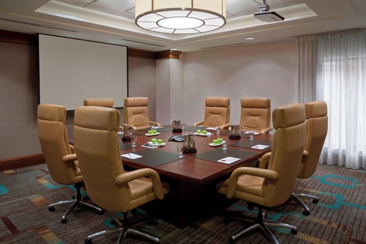 Residence Inn by Marriott Toronto Downtown / Entertainment District