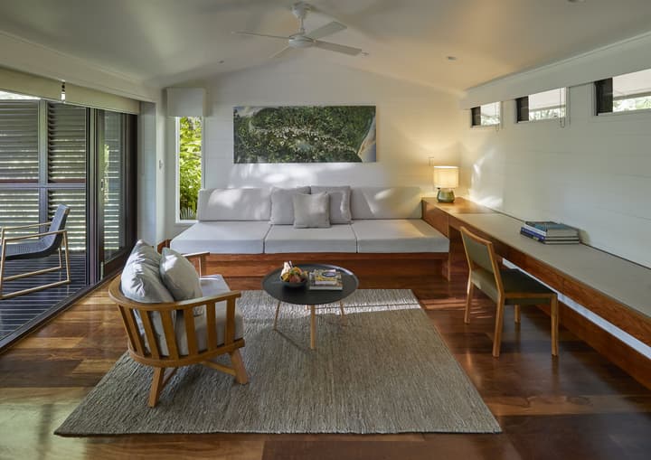 Silky Oaks Lodge, Beckons
