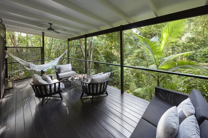 Silky Oaks Lodge, Beckons