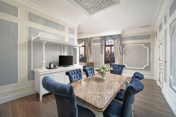 Legacy Ottoman Hotel