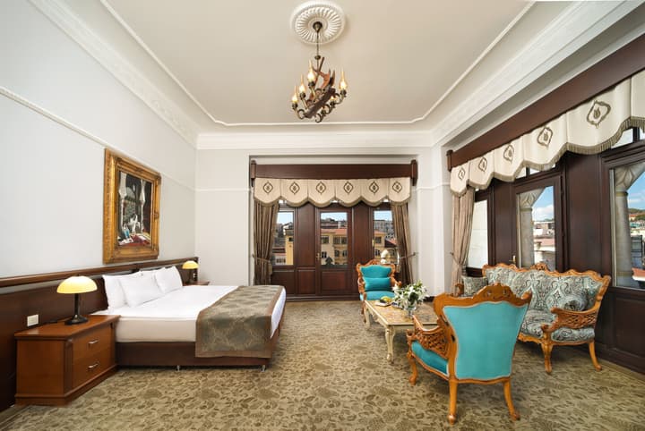 Legacy Ottoman Hotel