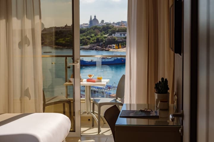 115 The Strand Hotel by NEU Collective