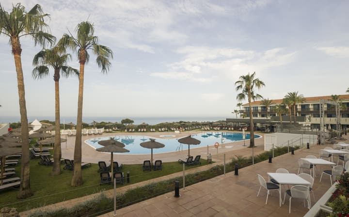 Hotel ILUNION Calas De Conil