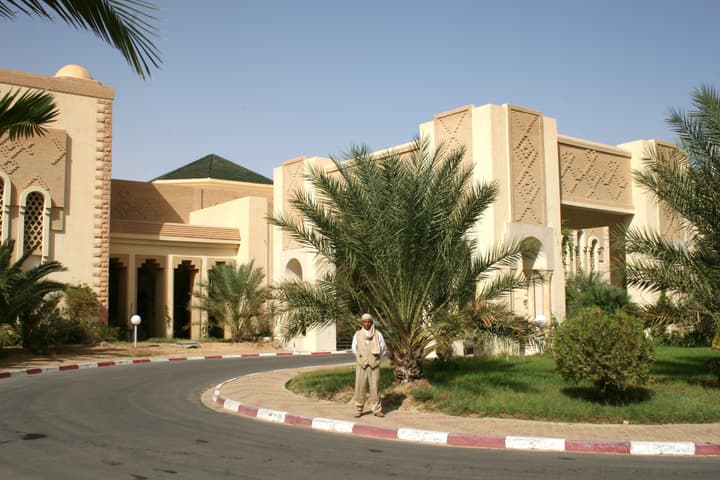 El Mouradi Douz