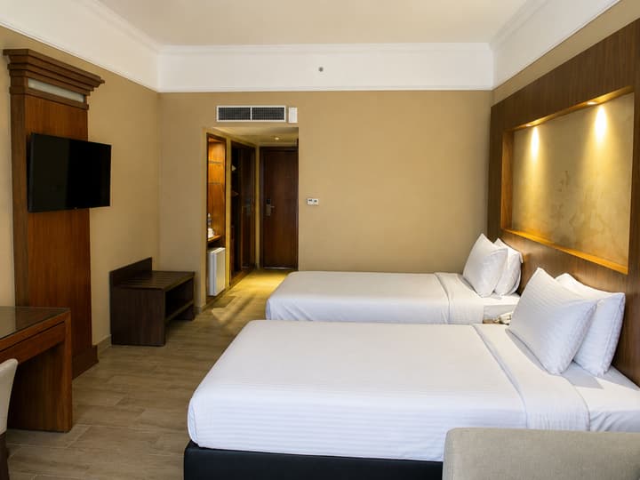 Naama Bay Hotel & Resort