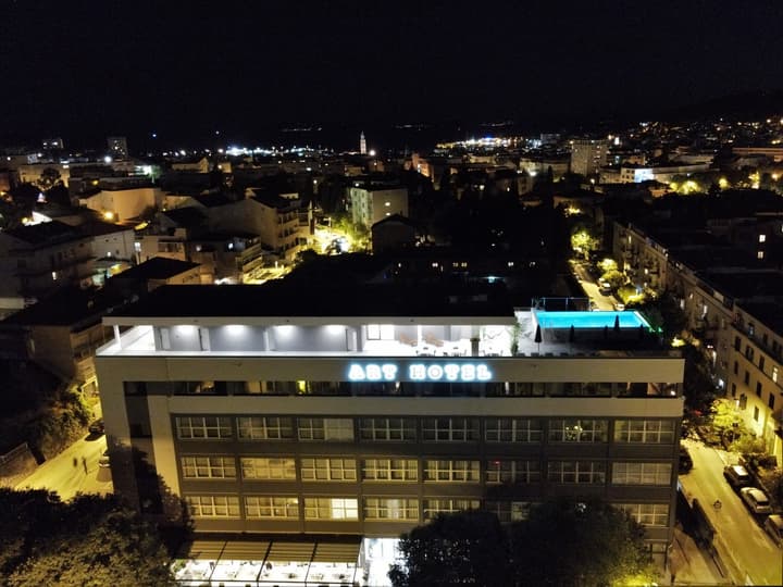 Art Hotel
