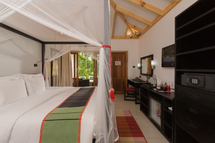 Vilamendhoo Maldives Resort Island