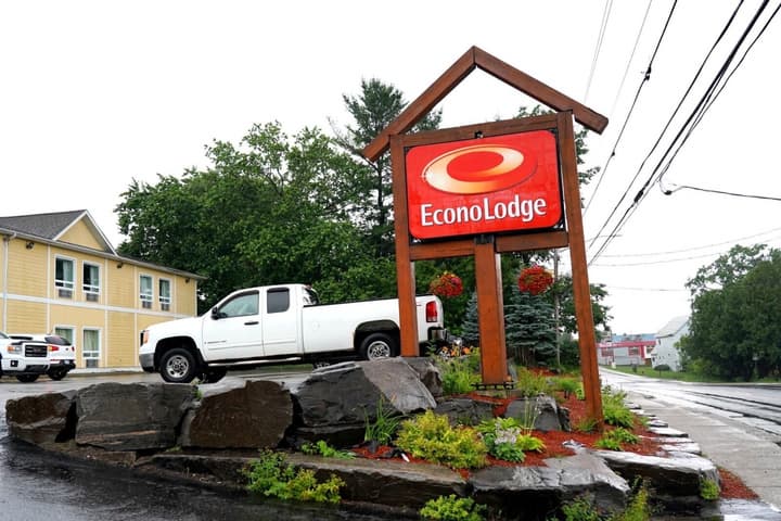 Econo Lodge Huntsville - Hunters Bay