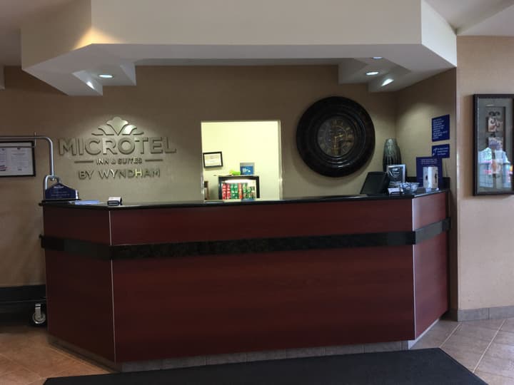 Microtel Inn & Suites by Wyndham Indianapolis Airport
