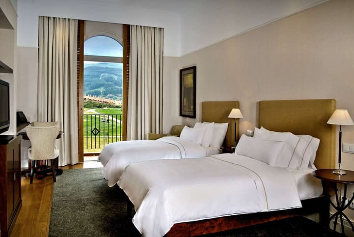 Dolce by Wyndham CampoReal Lisboa