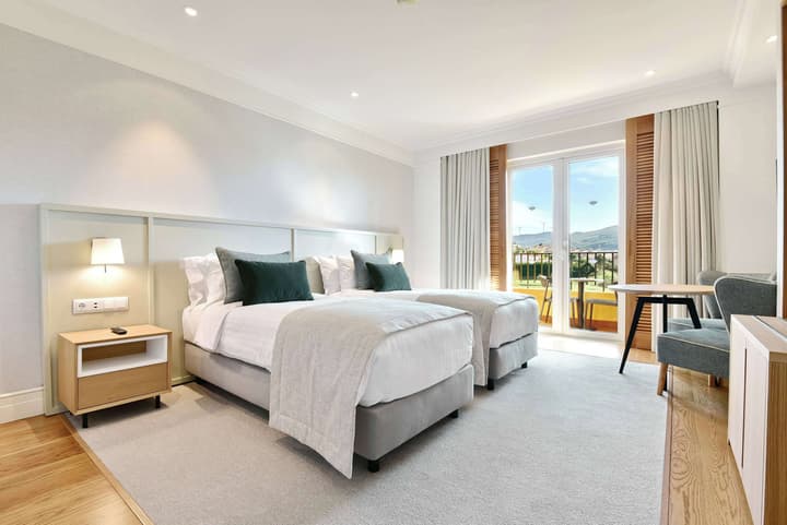 Dolce by Wyndham CampoReal Lisboa