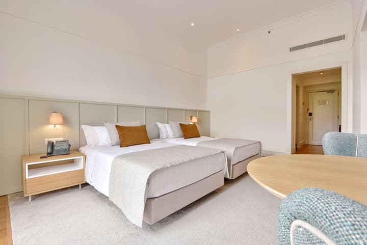 Dolce by Wyndham CampoReal Lisboa