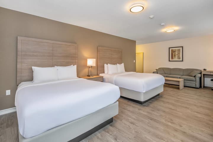 Comfort Inn & Suites Thousand Islands Harbour District