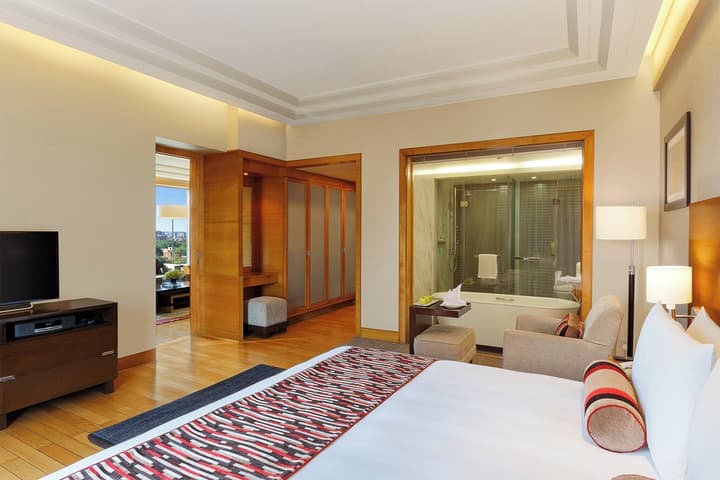 Crowne Plaza Hotel Gurgaon by IHG