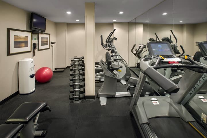 Holiday Inn Manhattan 6th Ave - Chelsea by IHG