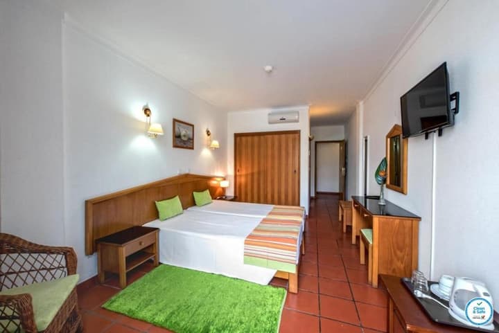 Hotel Colina do Mar