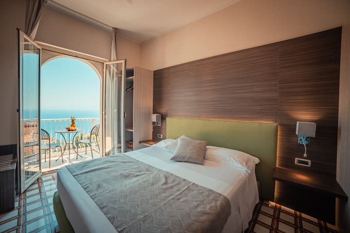 Splendid Hotel Taormina - Handwritten Collection