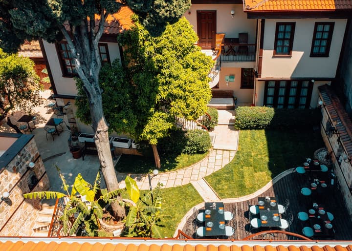 Mediterra Art Hotel