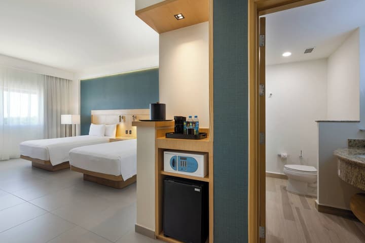 Courtyard By Marriott Cancun Airport
