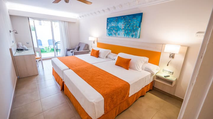 Diver Roquetas Hotel