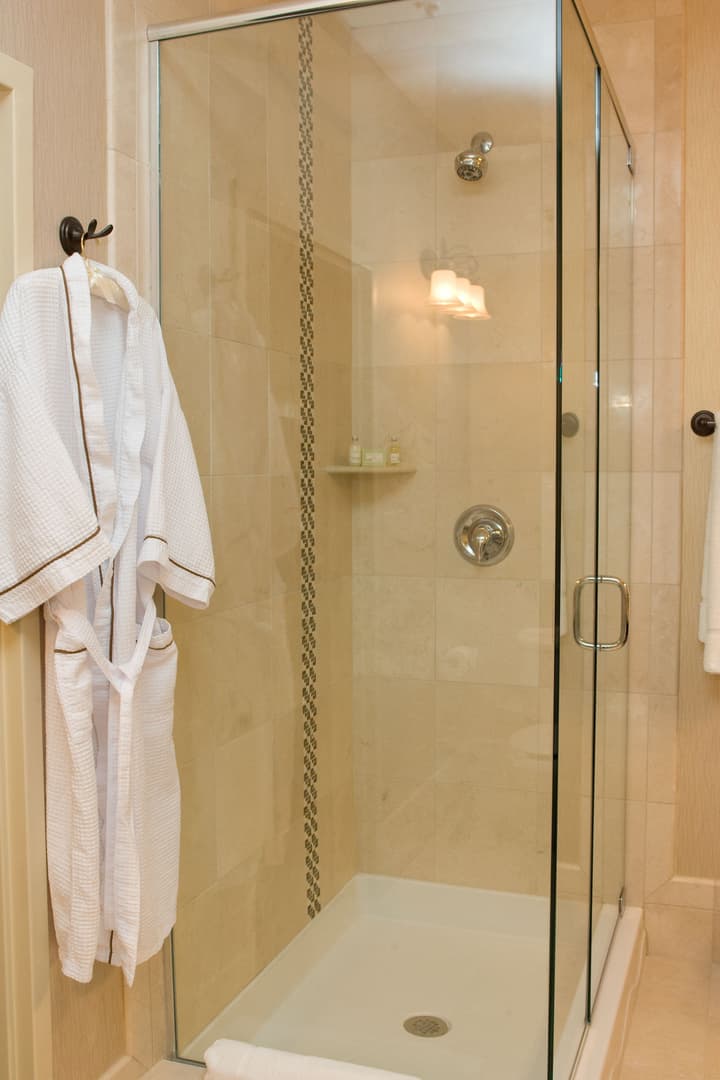 Hawthorn Extended Stay by Wyndham West Palm Beach Airport
