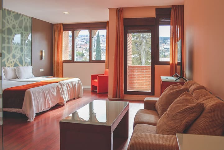 Hotel Granada Palace, Affiliated by Meliá