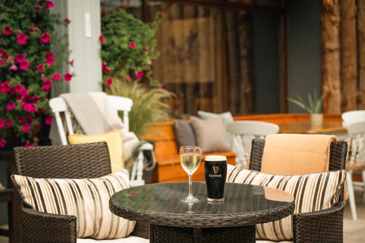 Downhill Inn
