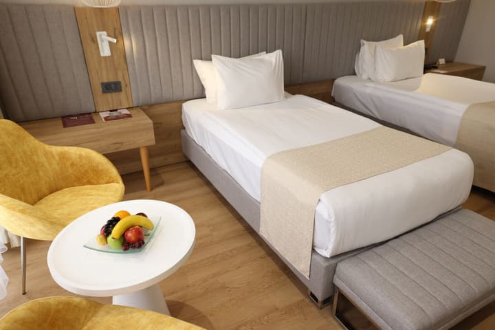 ADM Grand Hotel