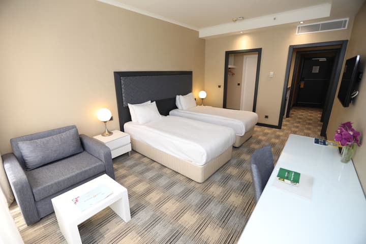 ADM Grand Hotel
