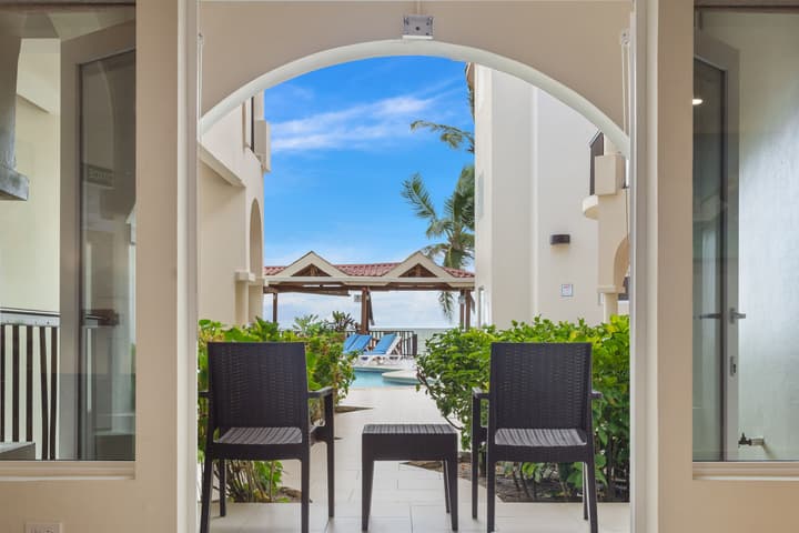 Sunbreeze Suites