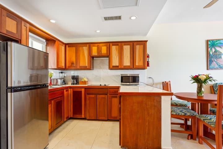 Sunbreeze Suites