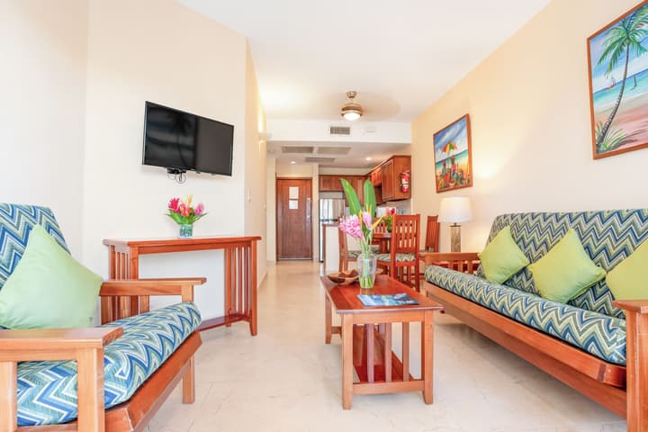 Sunbreeze Suites