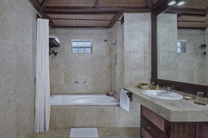 Hotel Tjampuhan Spa