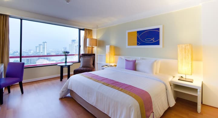 Tongtara Riverview Hotel