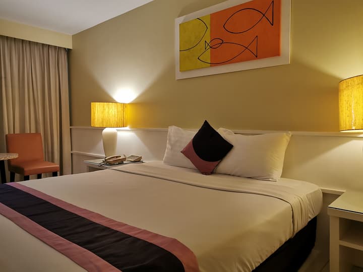 Tongtara Riverview Hotel