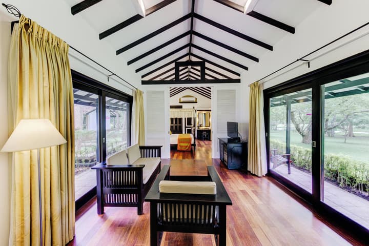 Cinnamon Lodge