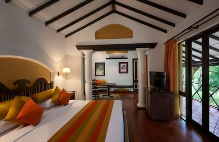 Cinnamon Lodge