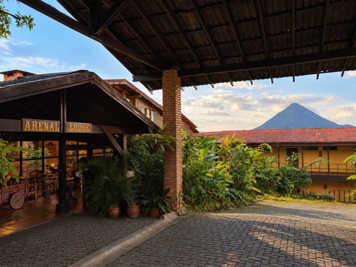 Hotel Arenal Lodge