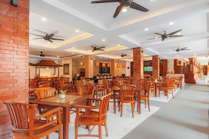 Wina Holiday Villa