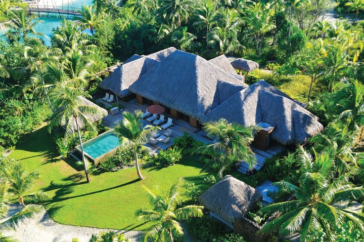 Four Seasons Resort Bora Bora