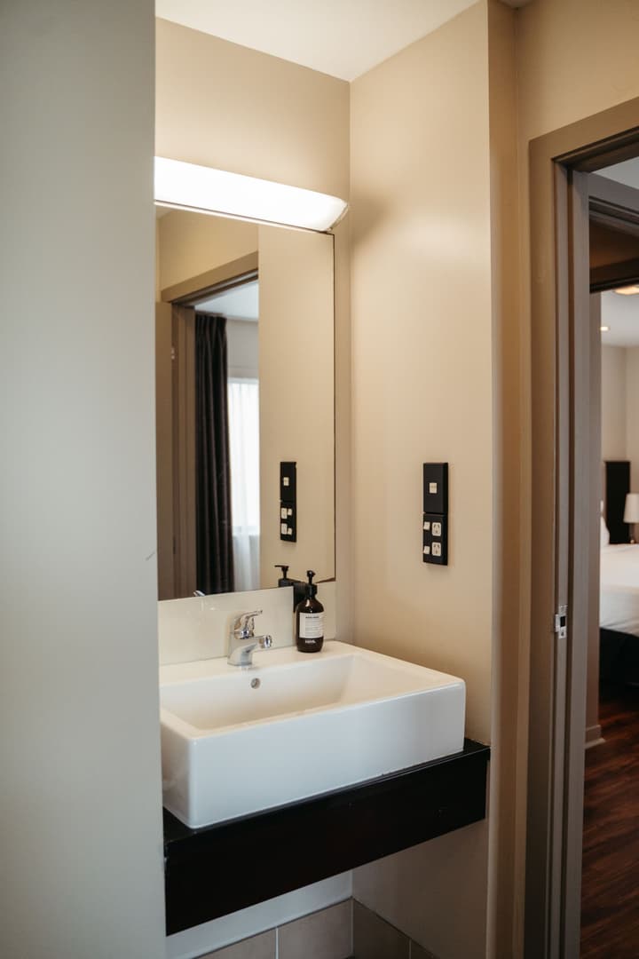 Auckland City Hotel