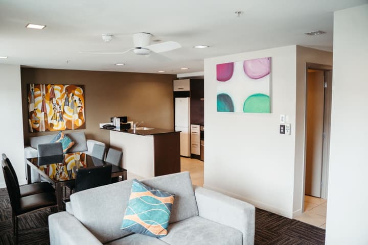 Auckland City Hotel