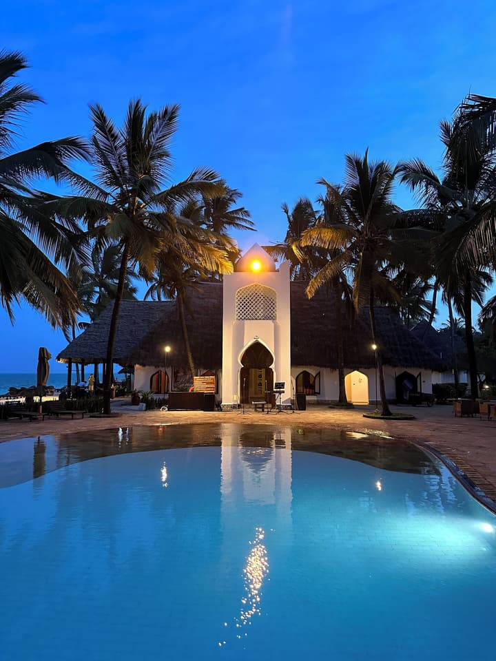Sultan Sands Island Resort & Spa