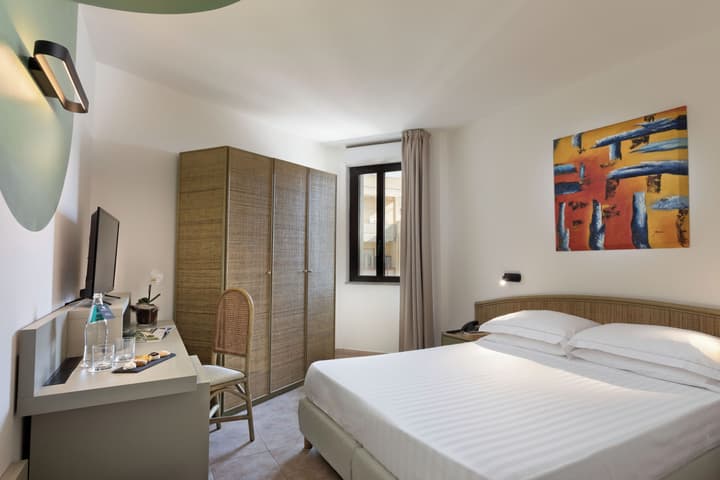 Rina Hotel