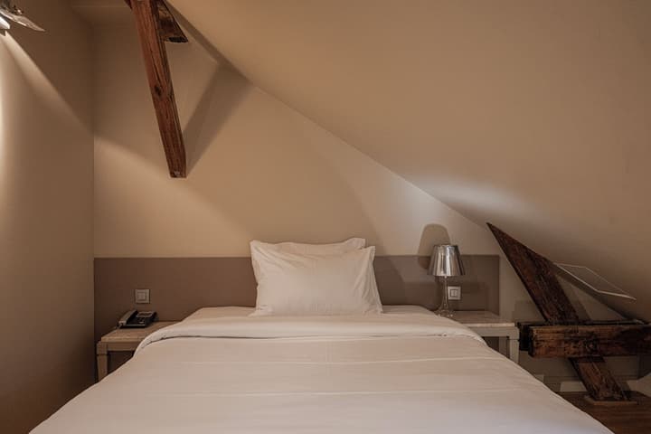 Opera Hotel