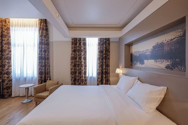 Opera Hotel