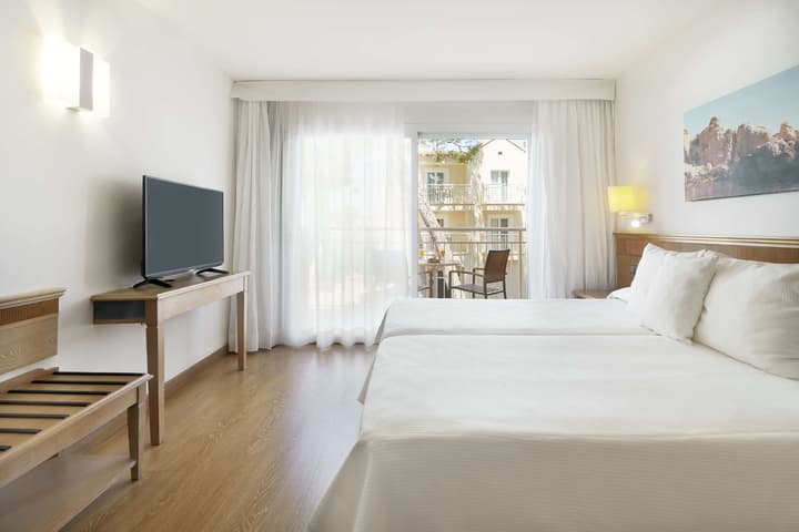 Iberostar Waves Club Cala Barca - All inclusive