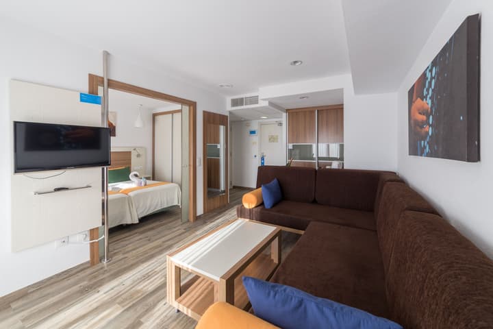 Sandos Benidorm Suites