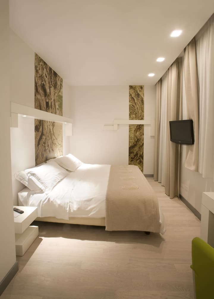 Eos Hotel