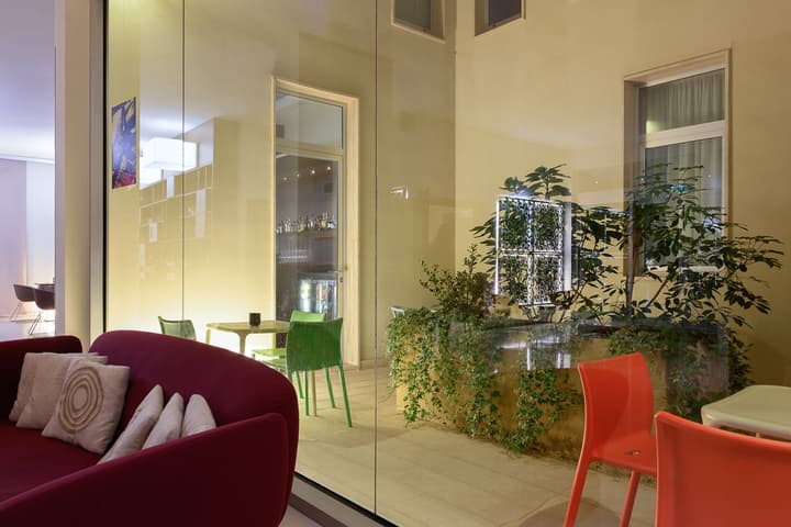 Eos Hotel